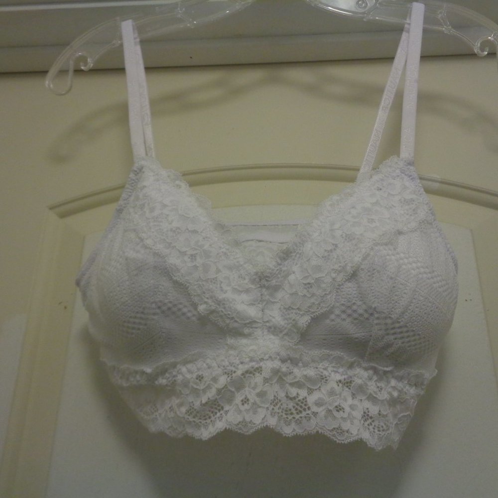 COQUETTE AESTHETIC NAUTICA SOFT LACEY W SOFT CUPS STRETCHY BRA XL
